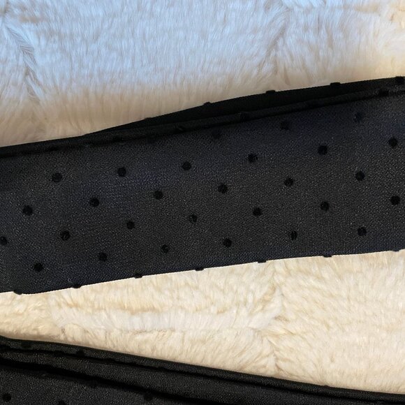 Anasofia Black Tulle Dress - Picture 16 of 16